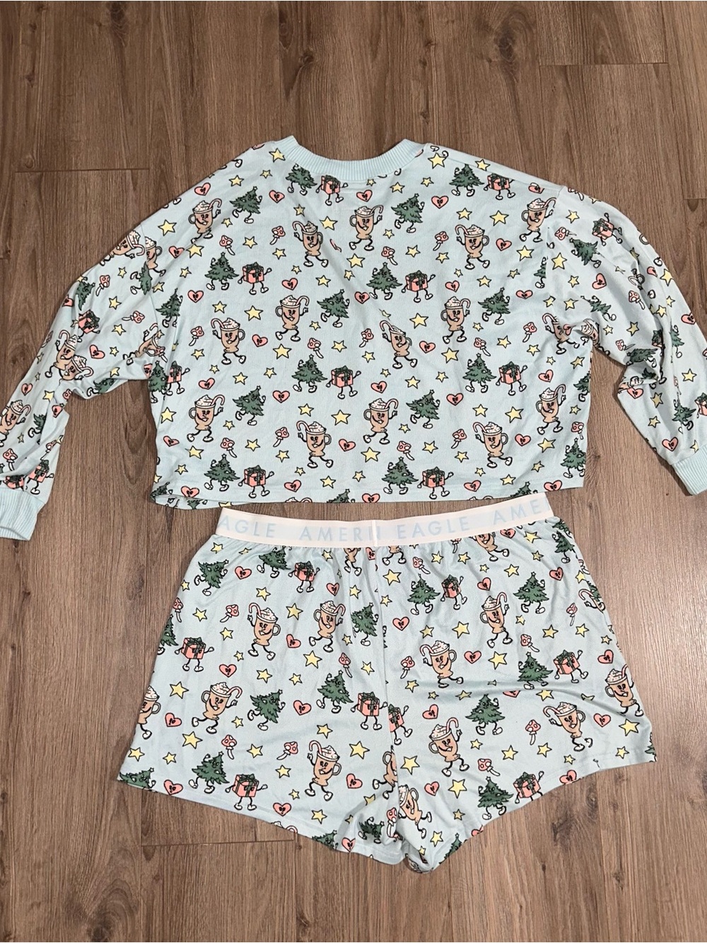 American Eagle Outfitters Loungewear Set Holiday Themed Fall Winter Grunge